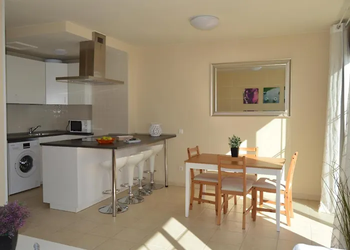 Ana Apartamento *